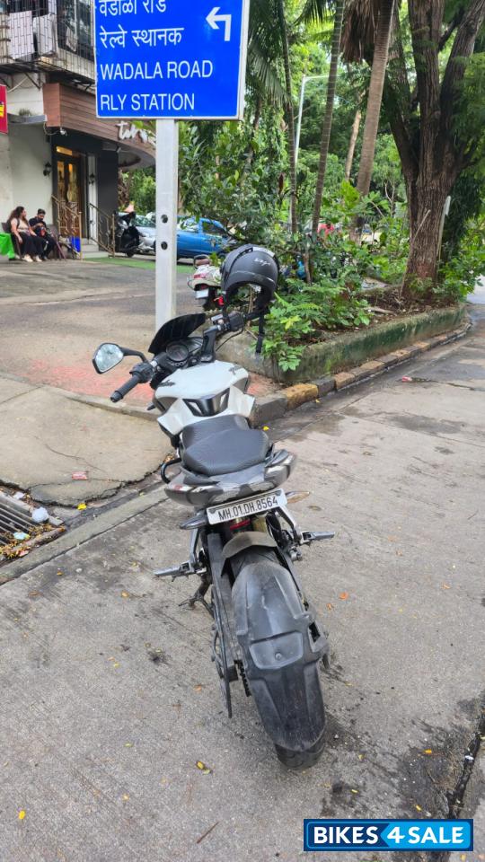 Bajaj Pulsar NS200