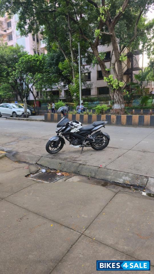 Bajaj Pulsar NS200