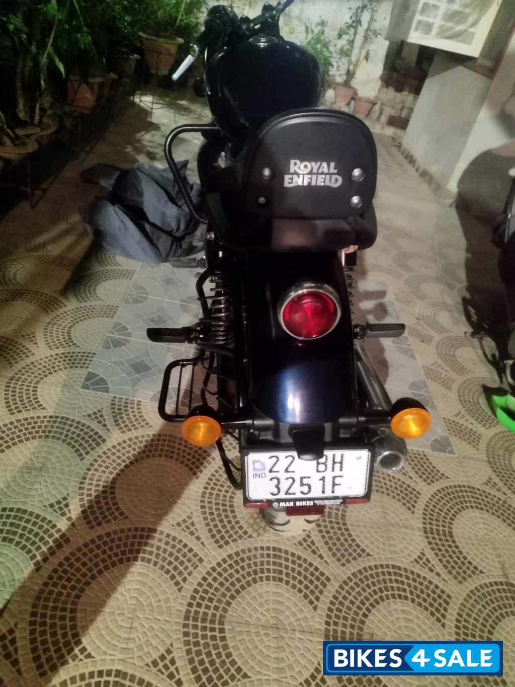 Royal Enfield Meteor 350 Stellar