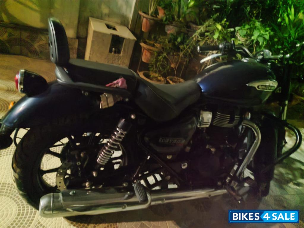 Royal Enfield Meteor 350 Stellar