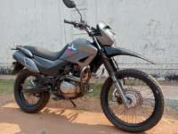 Grey Metallic Hero Impulse