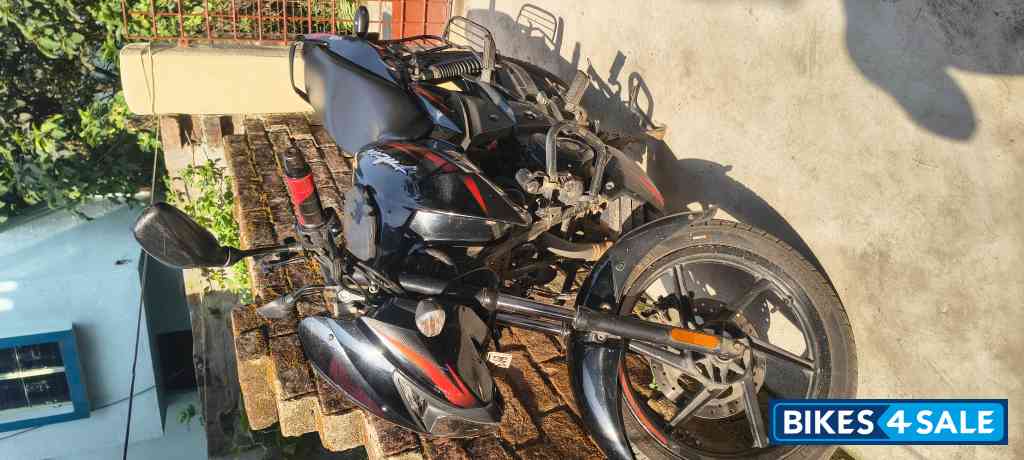 Bajaj Pulsar 150 BS6