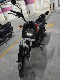 Yezdi Roadster Dual Tone 2024 Model