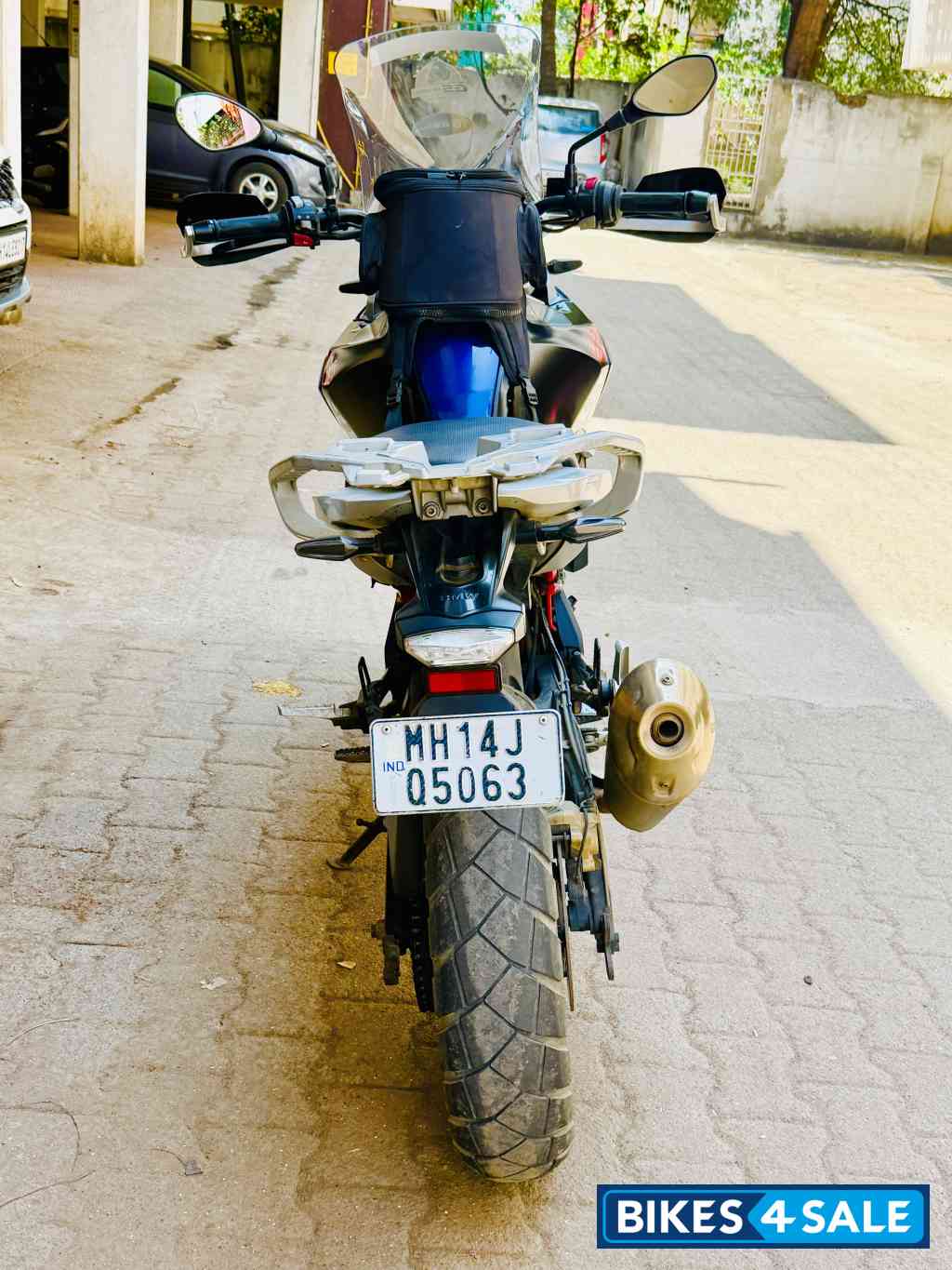 Kinetic Blue BMW G 310 GS