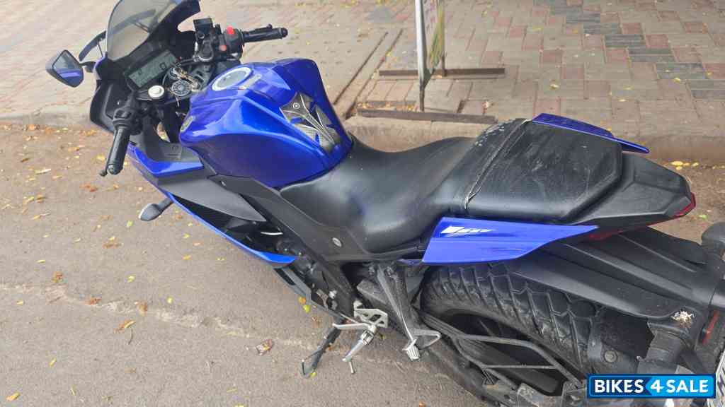 Blue Yamaha YZF R15 S Blue Yamaha YZF R15 S