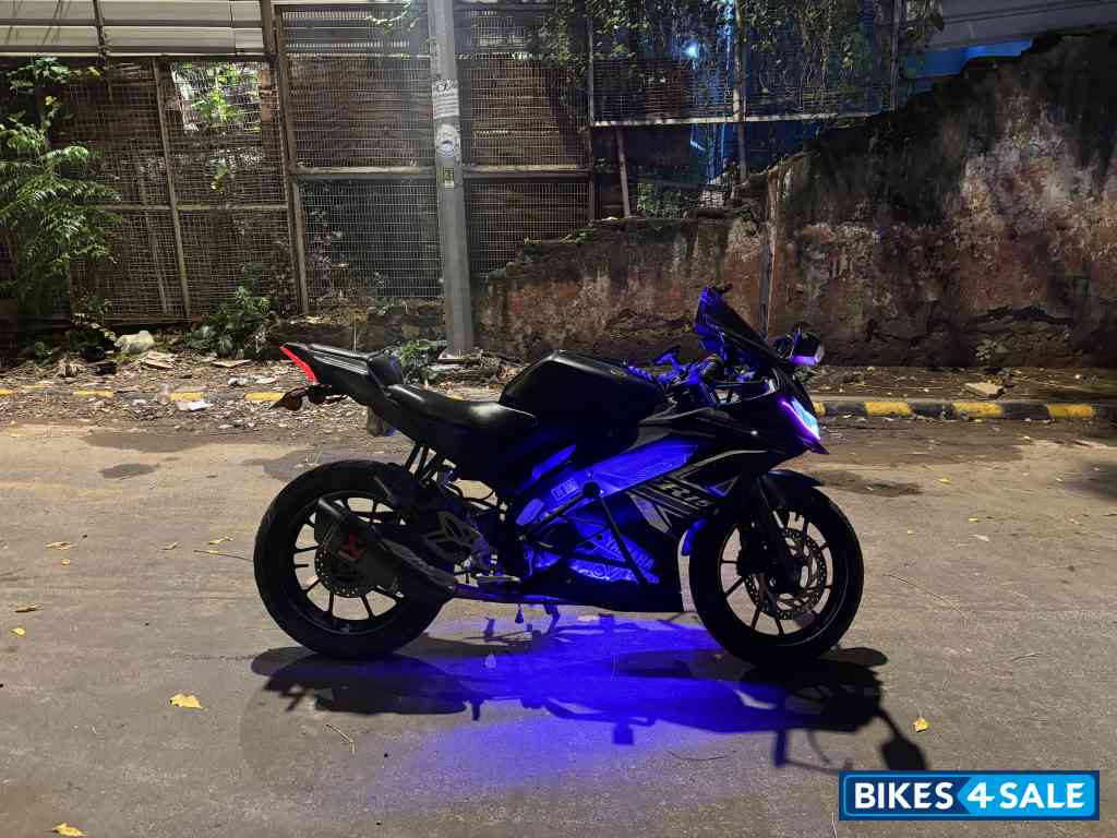 Yamaha YZF R15 V3