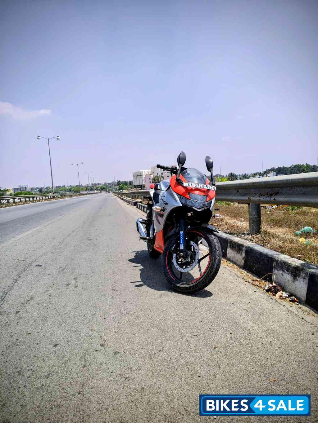 Orange Silver Suzuki Gixxer SF