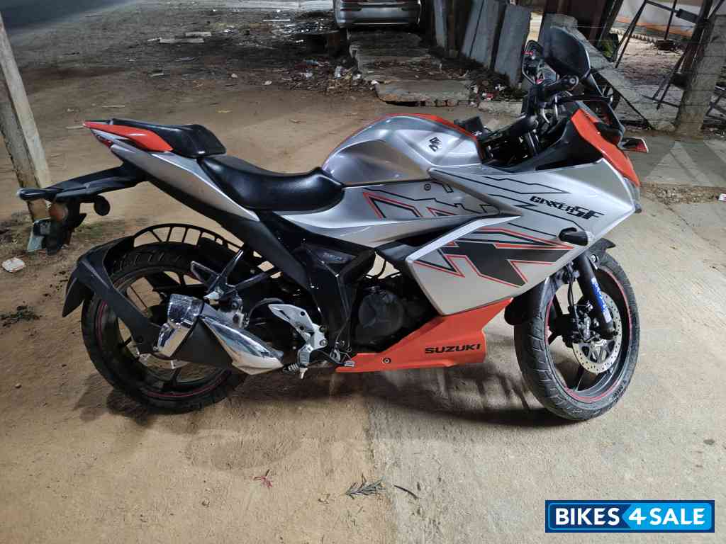 Orange Silver Suzuki Gixxer SF