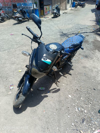 E Black Bajaj Pulsar 150 DTSi