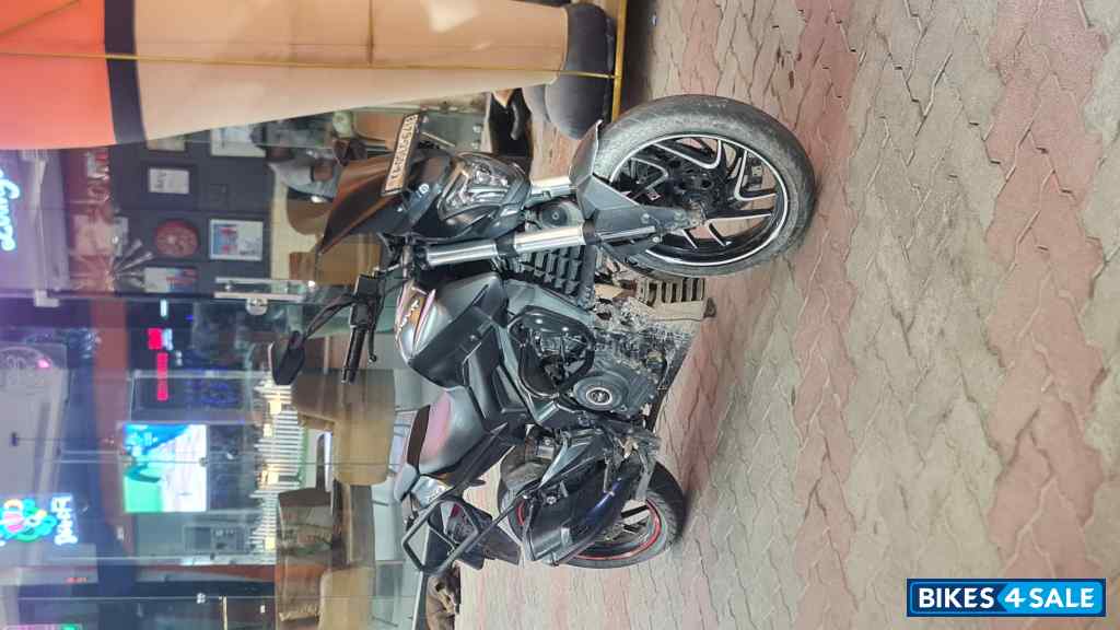 Bajaj Dominar 400 ABS BS6