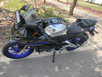 Metallic White Yamaha R15M Icon Performance