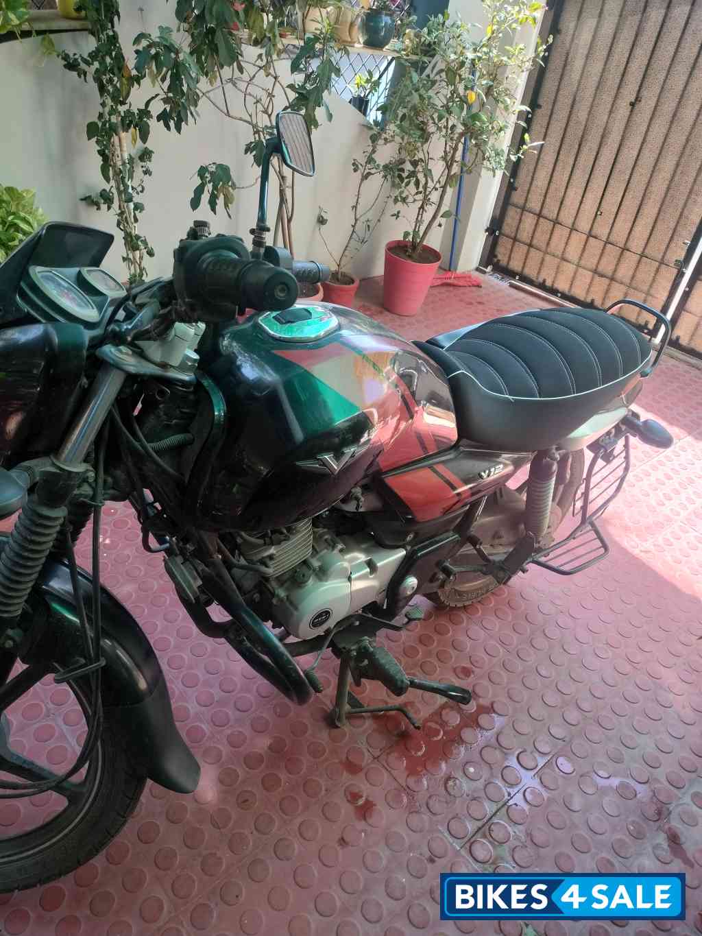 Bajaj V12