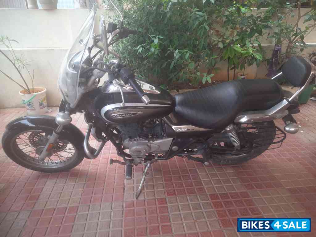 Bajaj Avenger Cruise 220 BS6