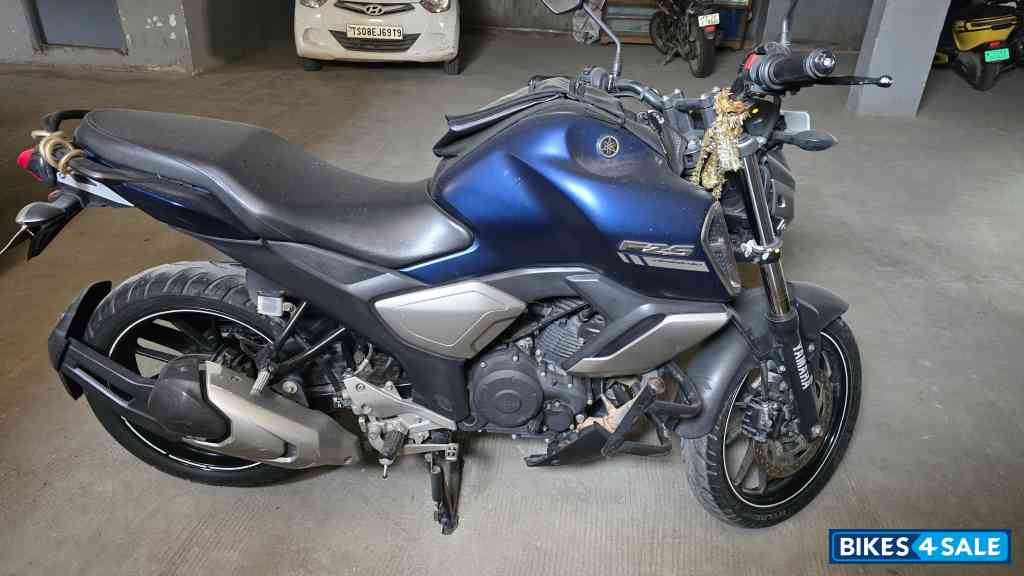 Dark Mat Blue Yamaha FZ-S FI V3
