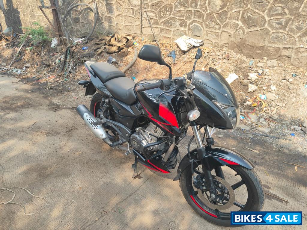Black And Red Bajaj Pulsar 150