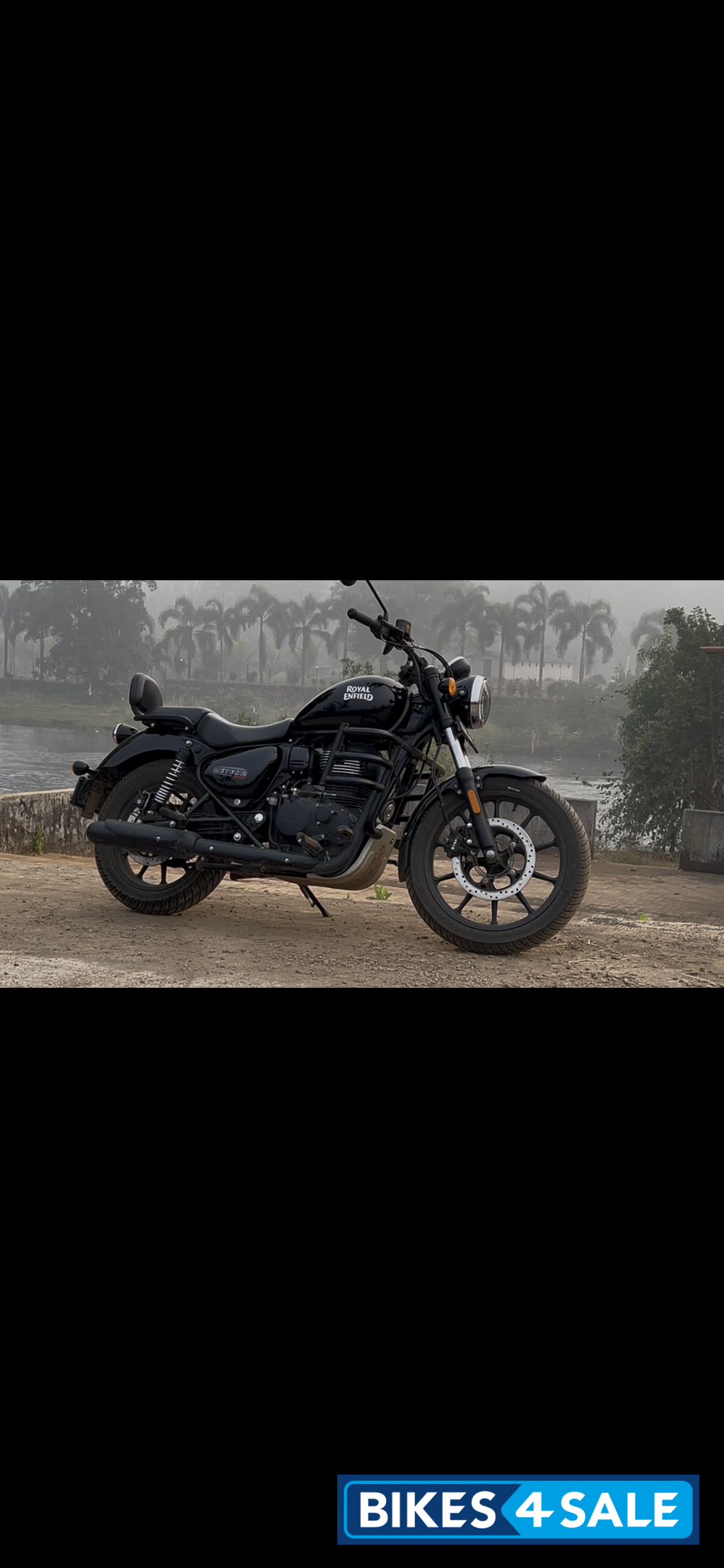 Black Royal Enfield Meteor 350 Fireball