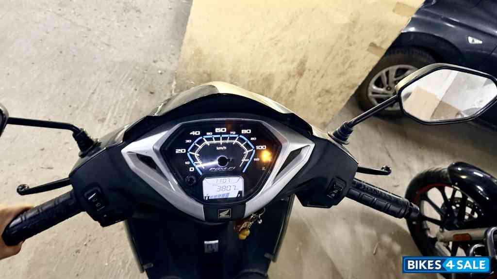 Metallic Grey Honda Activa 125