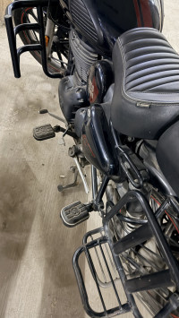 Black Royal Enfield Classic Stealth Black