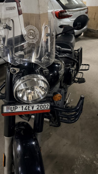 Black Royal Enfield Classic Stealth Black
