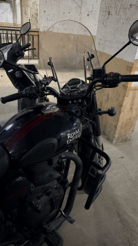 Black Royal Enfield Classic Stealth Black