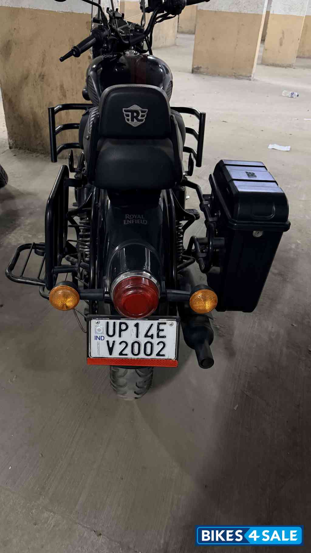 Black Royal Enfield Classic Stealth Black Black Royal Enfield Classic Stealth Black