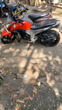 Red Honda CB Hornet 160R