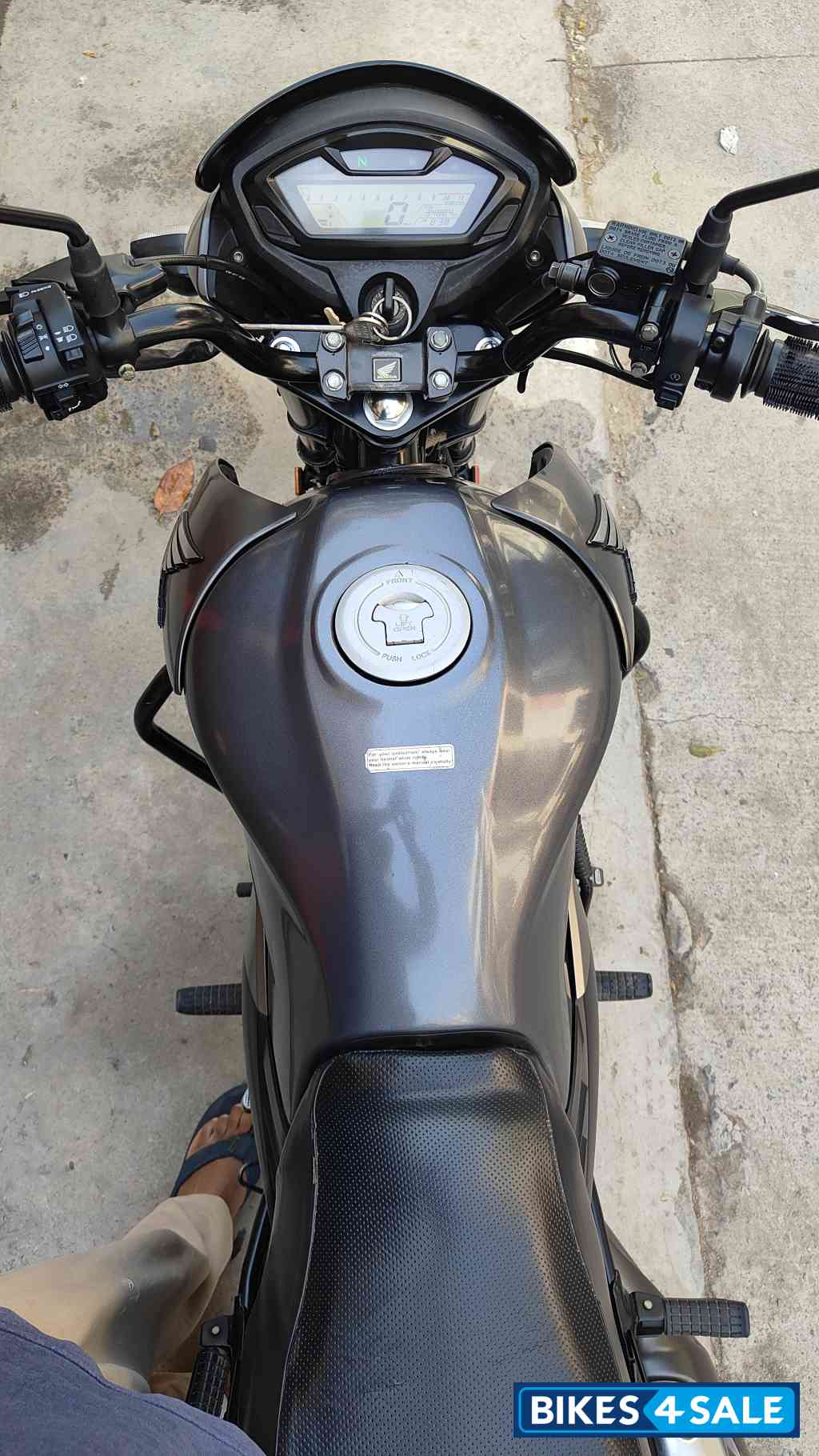 Grey Honda CB Unicorn 160 Grey Honda CB Unicorn 160