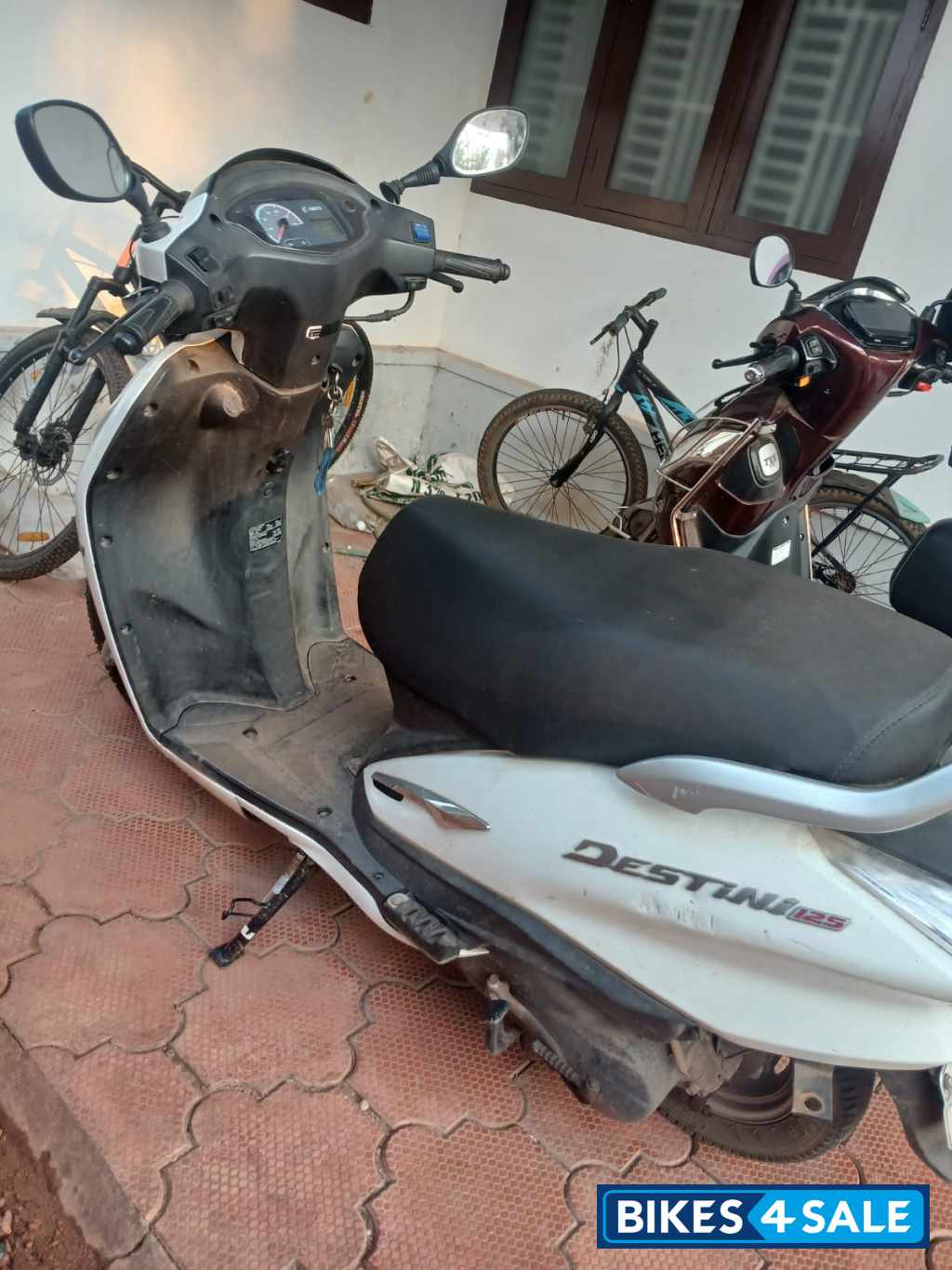Hero Destini 125