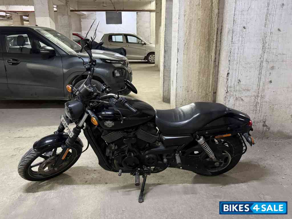 Black Gloss Harley Davidson Street 750 Black Gloss Harley Davidson Street 750