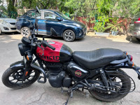 Royal Enfield Hunter 350 Metro