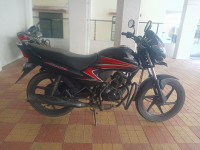 Red Black Honda Dream Yuga