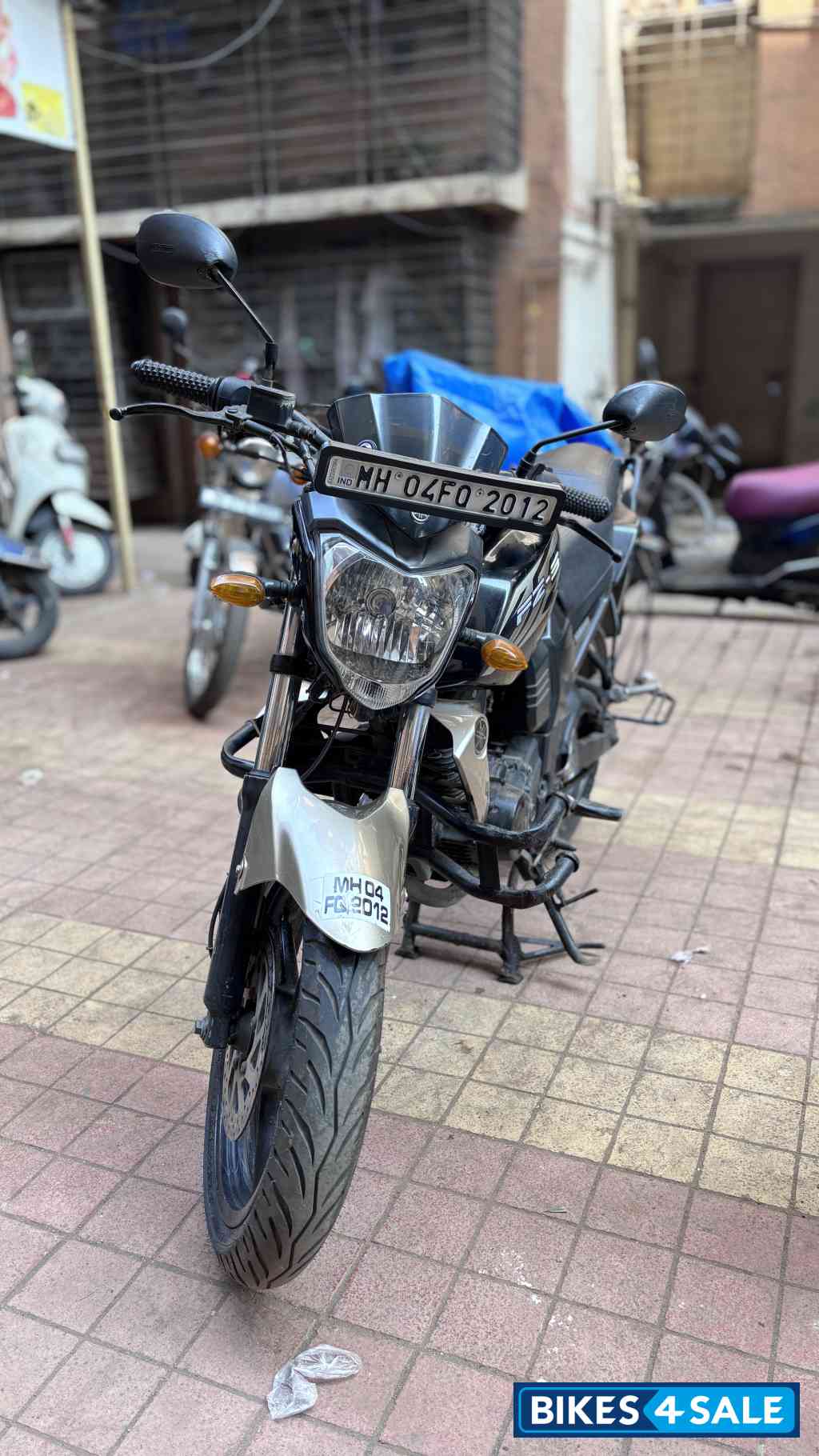 Black And Gold Yamaha FZ-S