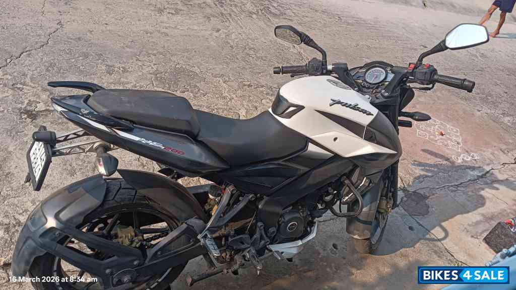 Bajaj Pulsar NS200