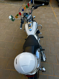 Bajaj Avenger Cruise 220