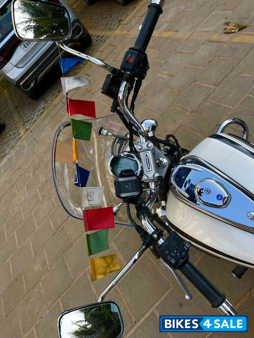 Bajaj Avenger Cruise 220 Bajaj Avenger Cruise 220