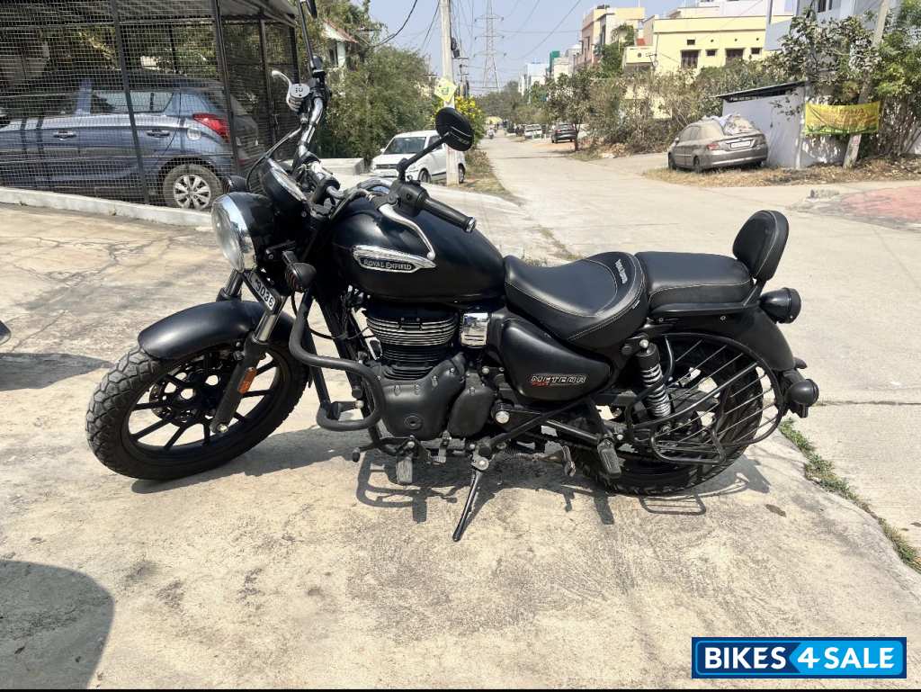 Royal Enfield Meteor 350 Stellar