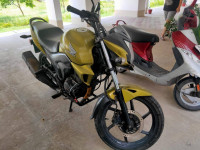 Green Honda CB Trigger