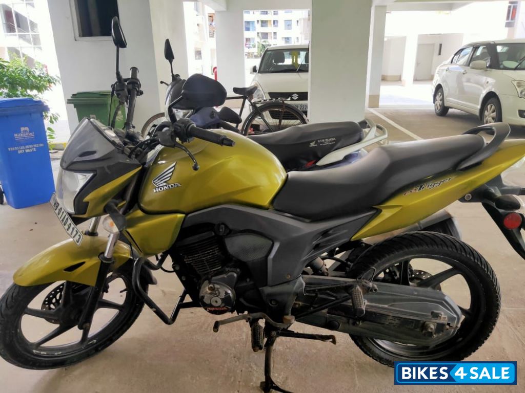 Green Honda CB Trigger