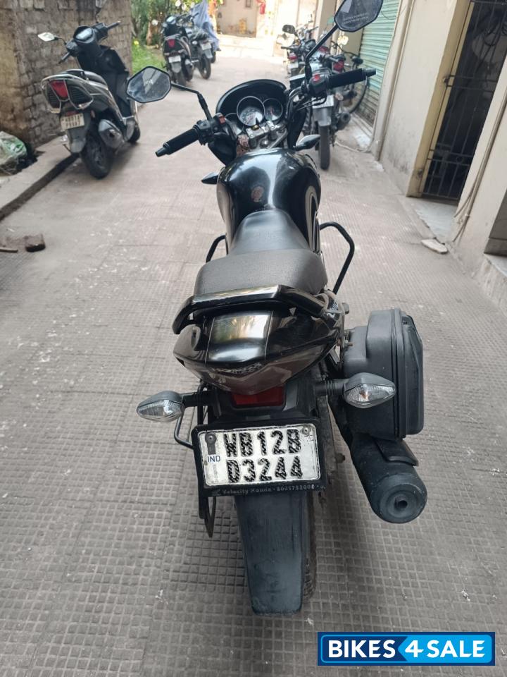 Black Honda Unicorn 160 BS6
