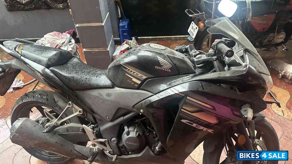 Honda CBR 250R ABS