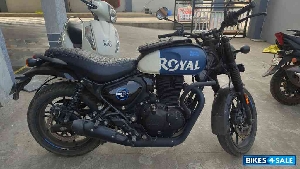 Royal Enfield Hunter 350 Metro