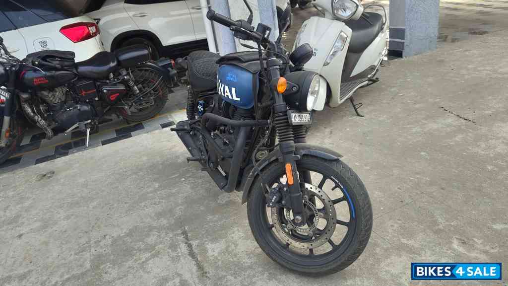 Royal Enfield Hunter 350 Metro