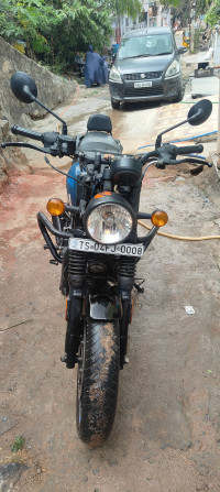 Royal Enfield Hunter 350 Metro