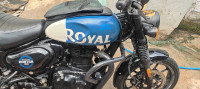 Royal Enfield Hunter 350 Metro