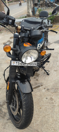 Royal Enfield Hunter 350 Metro