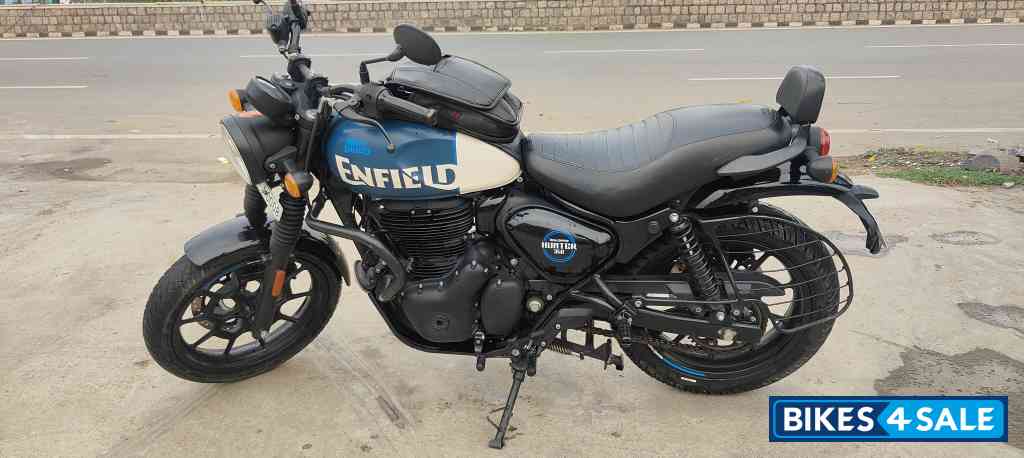 Royal Enfield Hunter 350 Metro