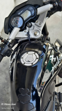 Black Bajaj Pulsar 135LS