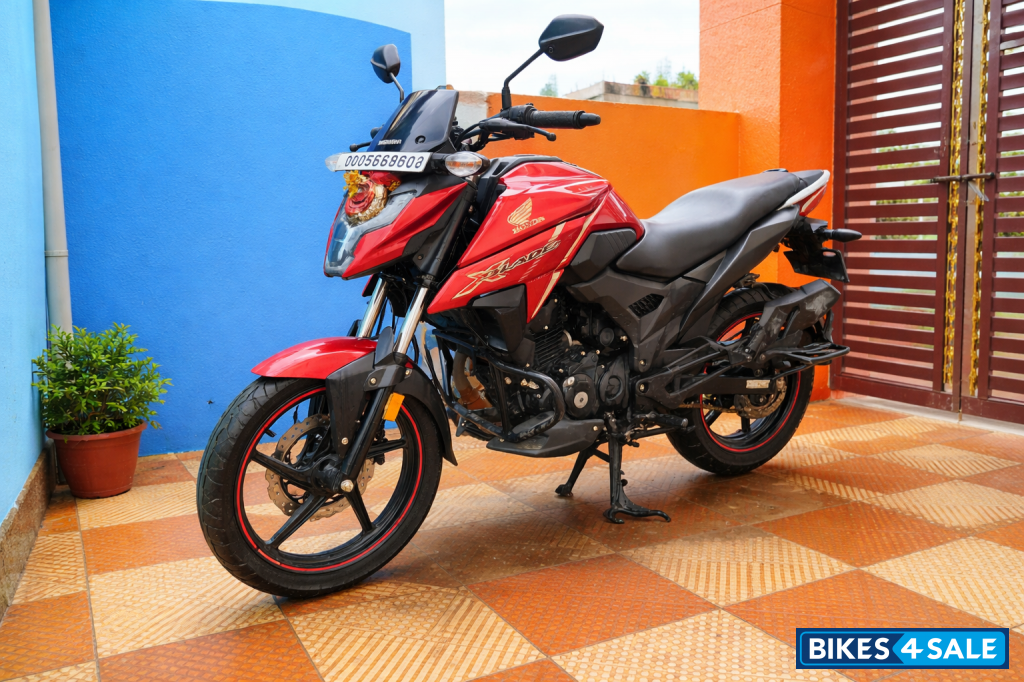 Honda XBlade BS6