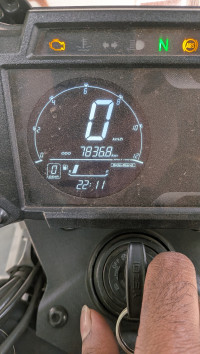 White Yezdi Adventure Gloss 2024