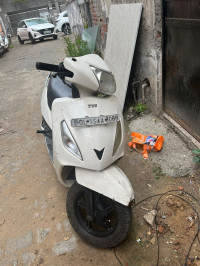 White TVS Jupiter Classic 110